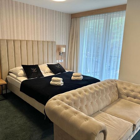 Hotel Echo Cedzyna ภายนอก รูปภาพ