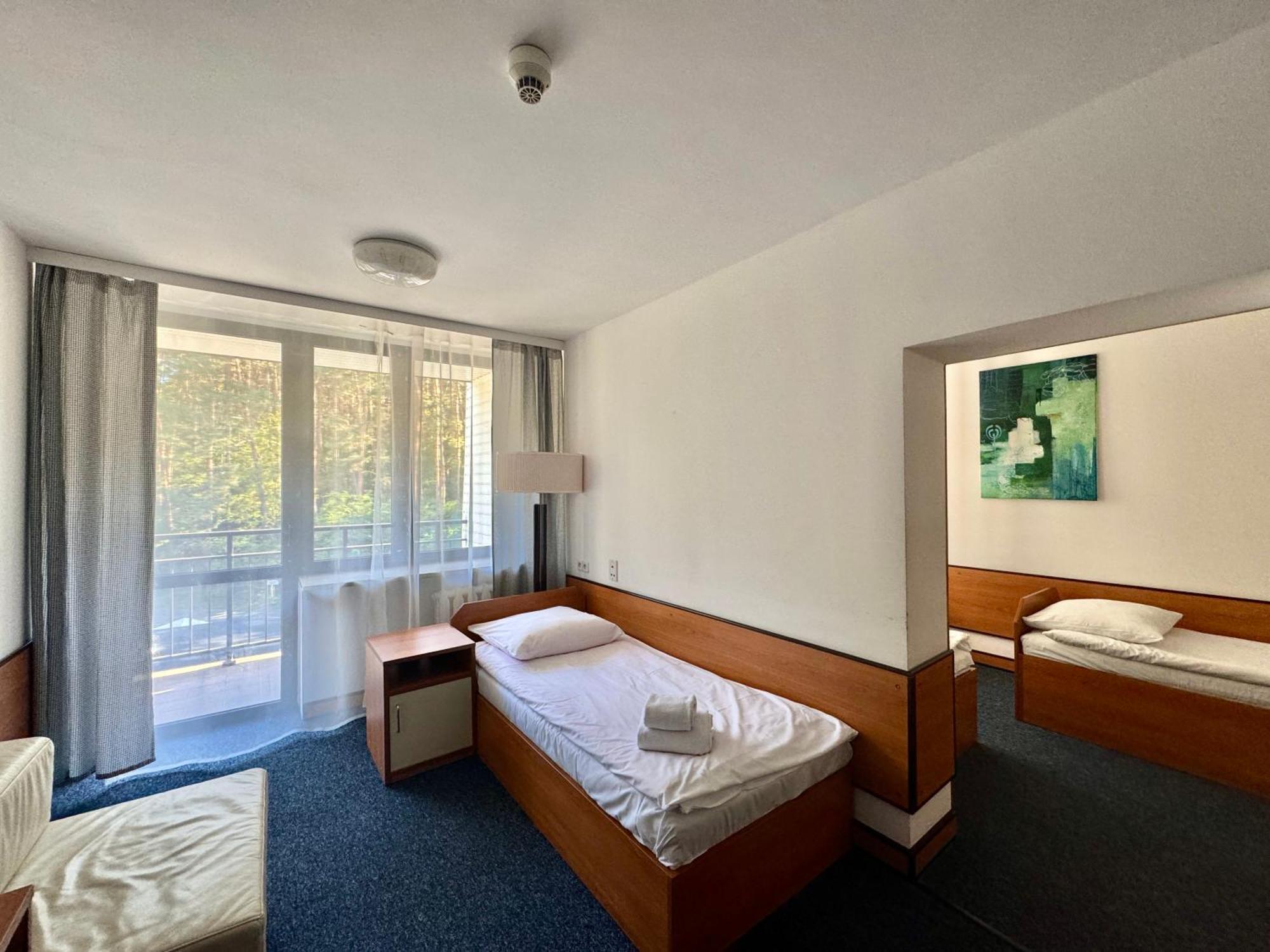 Hotel Echo Cedzyna ภายนอก รูปภาพ